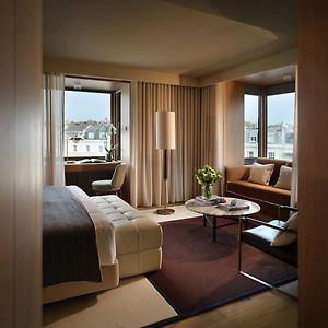 Studio met een King Size Bed